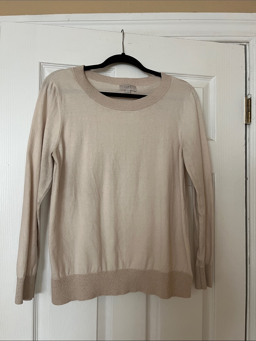LOFT Women's Beige-Cream Crewneck Sweater